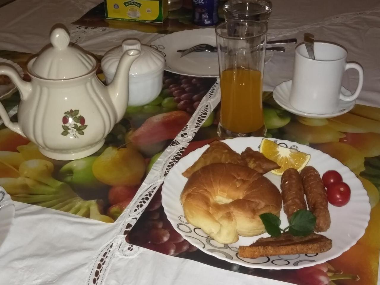 Jua Baharini Bed & Breakfast Malindi Eksteriør bilde